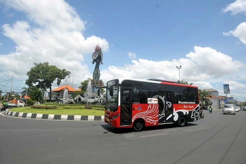 Tentang Teman Bus Solusi Kendaraan Umum Di Bali